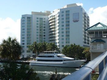 Gallery One Private Condos 劳德代尔堡 外观 照片